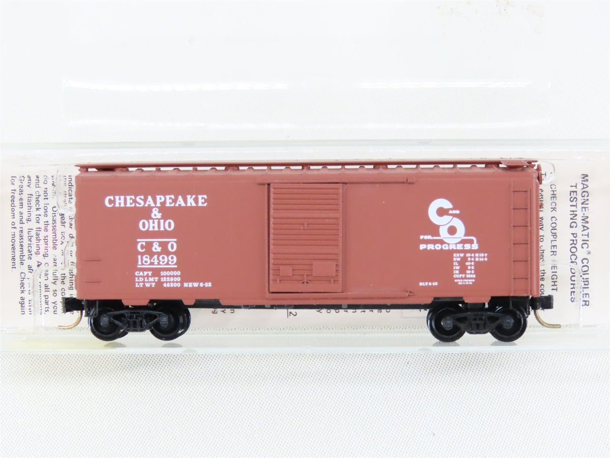 N Scale Micro-Trains MTL 20440 C&amp;O Chesapeake &amp; Ohio 40&#39; Boxcar #18499