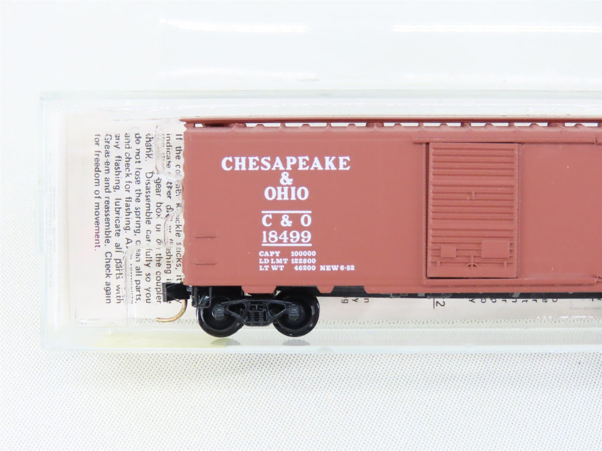 N Scale Micro-Trains MTL 20440 C&amp;O Chesapeake &amp; Ohio 40&#39; Boxcar #18499