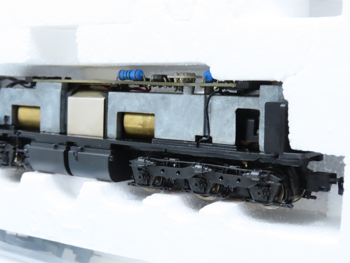 HO Scale Proto 2000 8098 PRR Pennsylvania EMD SD7 Diesel #8589 - DCC Ready