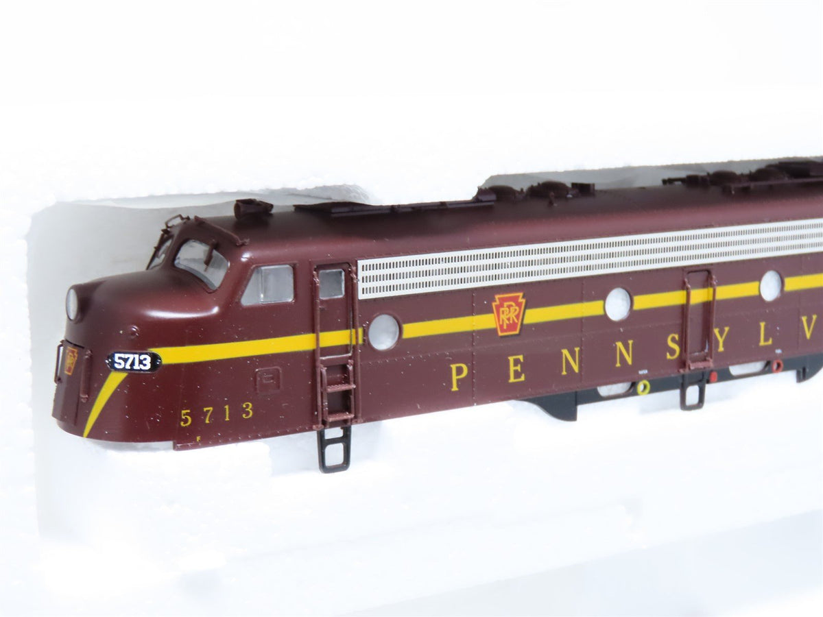 HO Scale Proto 2000 21007 PRR Pennsylvania EMD E8/9A Diesel Locomotive #5713A