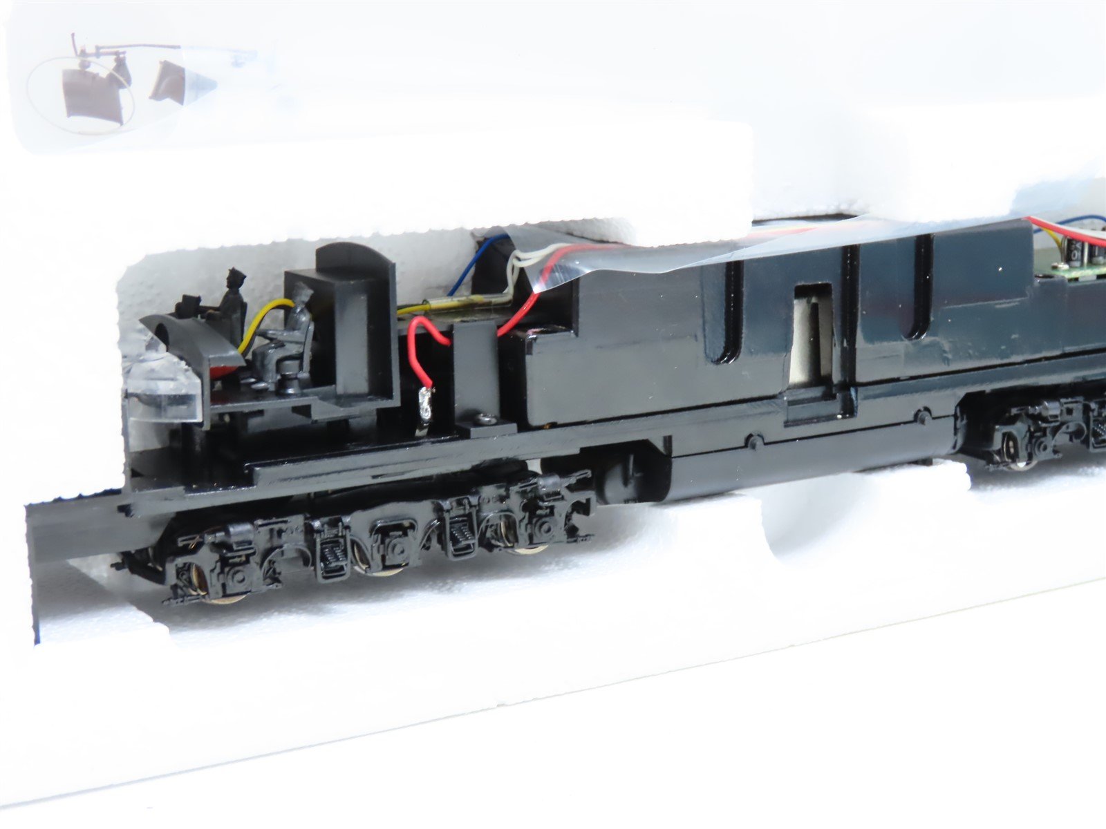 #70) Proto 2000 Series HO E8/9 2024 Locomotive