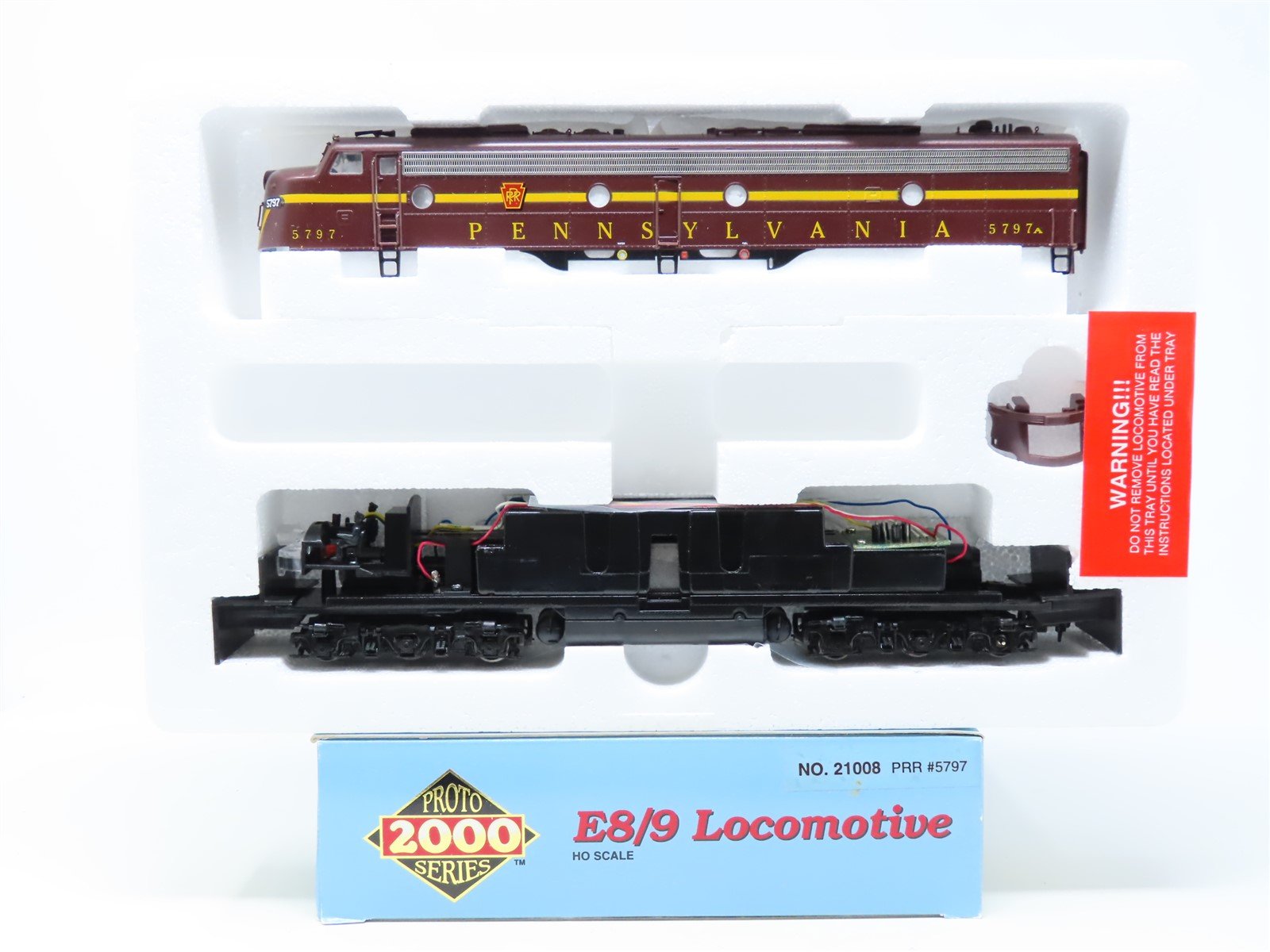 HO Scale Proto 2000 21008 PRR Pennsylvania EMD E8/9A Diesel Locomotive #5797A