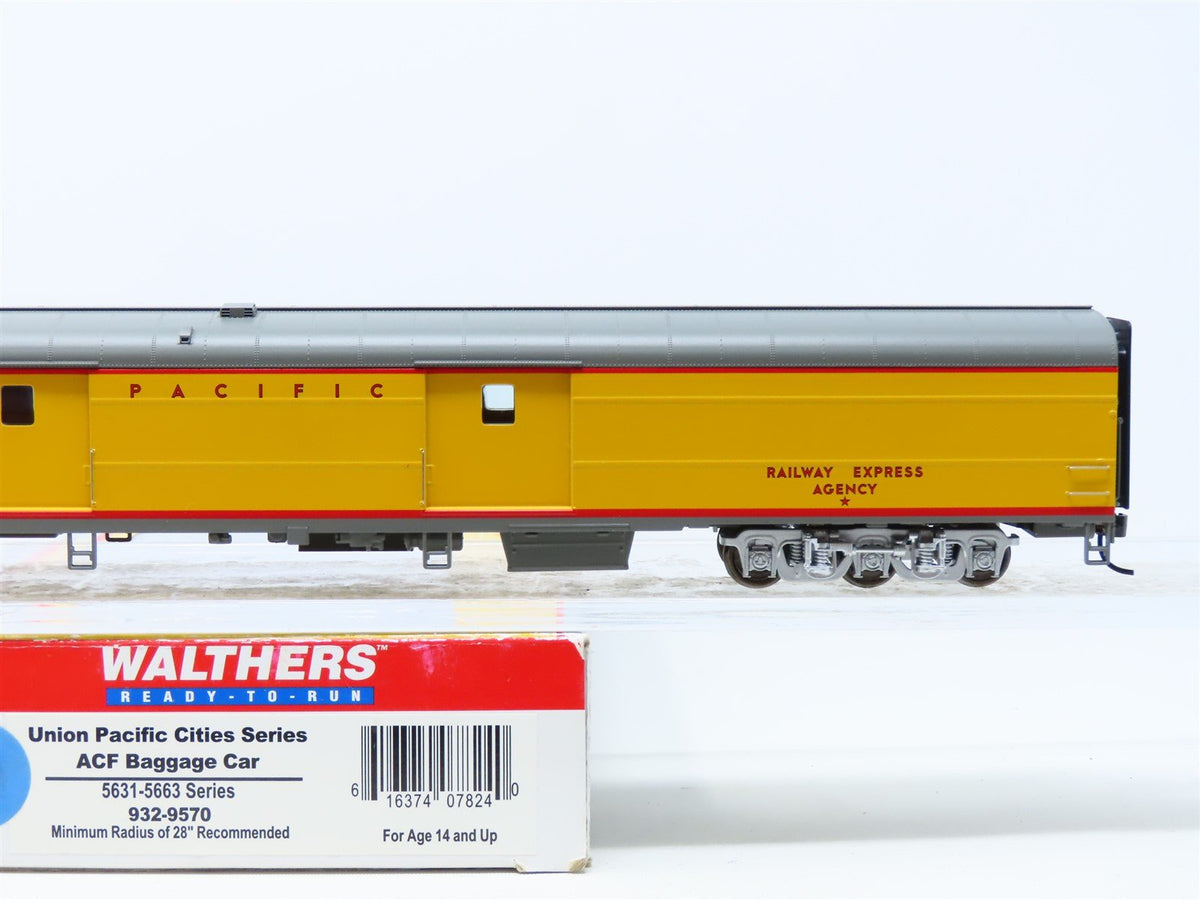 HO Walthers First Edition #932-9570 UP Union Pacific ACF Baggage Passenger w/COA