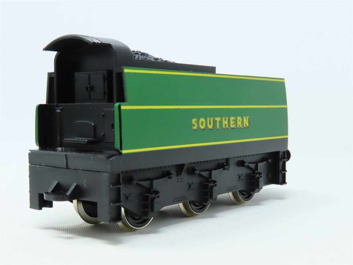 OO Hornby SR British Southern Railway 4-6-2 West Country Class Steam &quot;Exeter&quot;