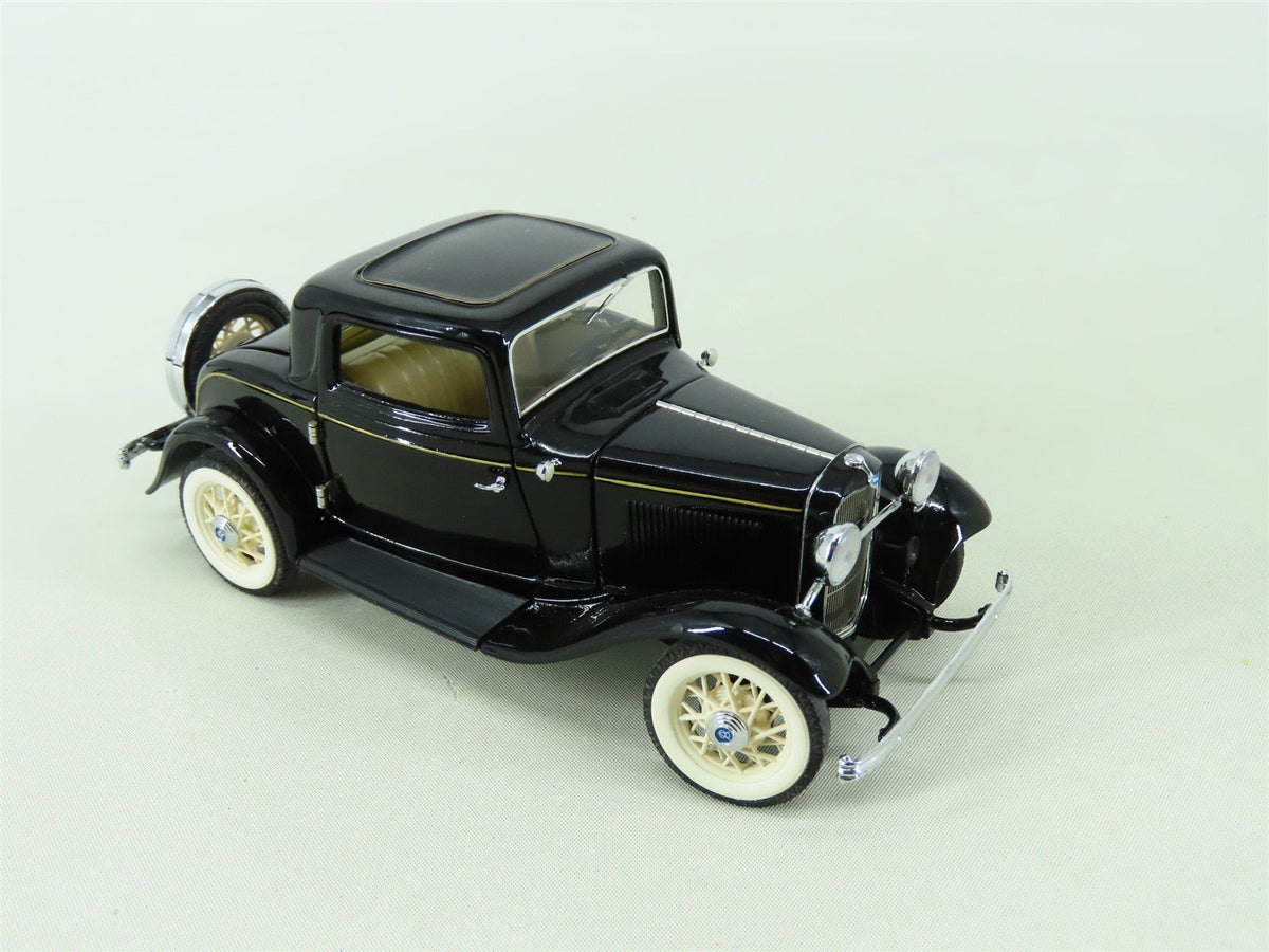 1:24 Scale Franklin Mint #B11TQ11 Die-Cast Vehicle 1932 Ford Deuce Coupe Black