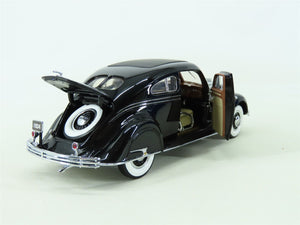 1:24 Scale Franklin Mint #B12B816 Die-Cast Vehicle 1934 Chrysler Airflow