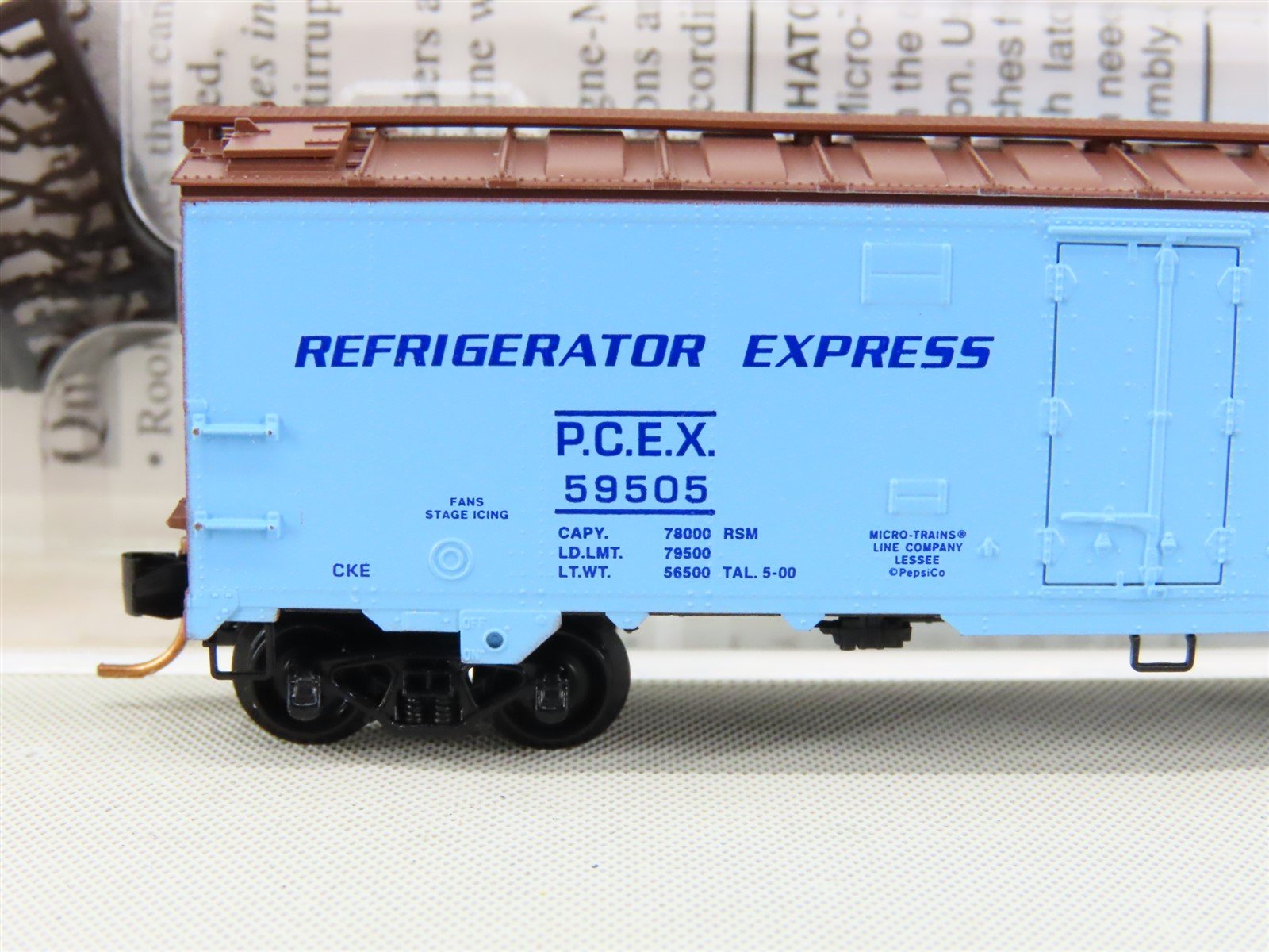 N Scale Micro-Trains MTL 59550 PCEX Pepsi-Cola 40' Steel Reefer Car