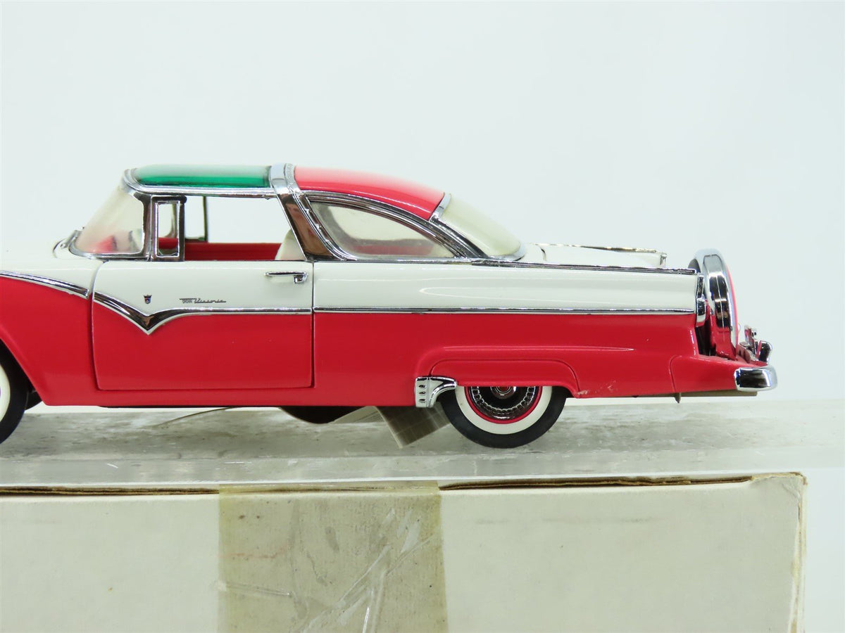 1:24 Scale Franklin Mint #B11TQ13 Die-Cast 1955 Ford Crown Victoria