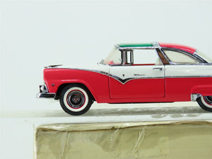 1:24 Scale Franklin Mint #B11TQ13 Die-Cast 1955 Ford Crown Victoria