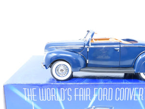 1/24 Scale Franklin Mint #B11YF77 1939 Ford Deluxe Convertible Coupe w/ COA