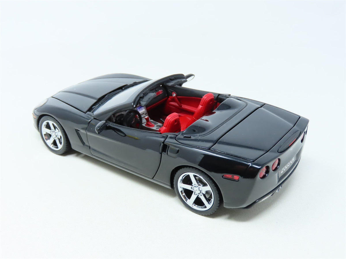 1/24 Scale Franklin Mint #B11E044 2005 Corvette C6 Convertible w/ COA