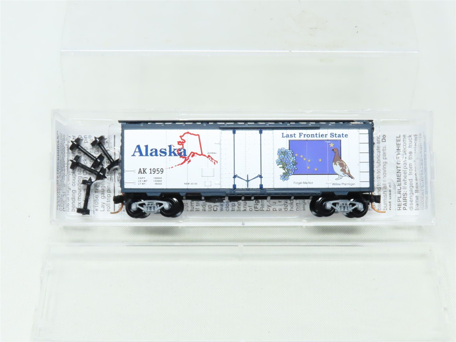 N Scale Micro-Trains MTL 02100388 AK Alaska State 40' Plug Door Box Car #1959