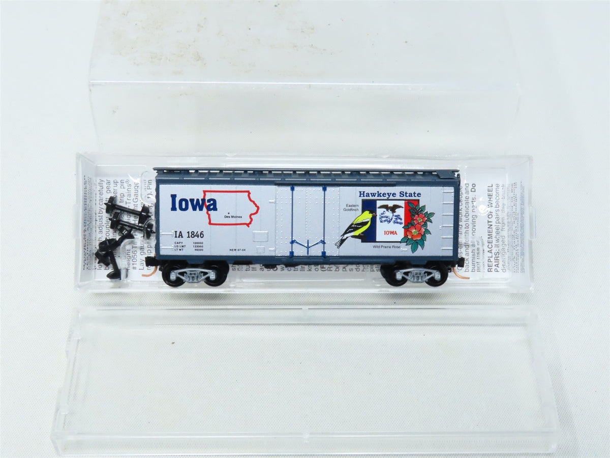 N Scale Micro-Trains MTL 21380 IA Iowa State 40&#39; Plug Door Box Car #1846