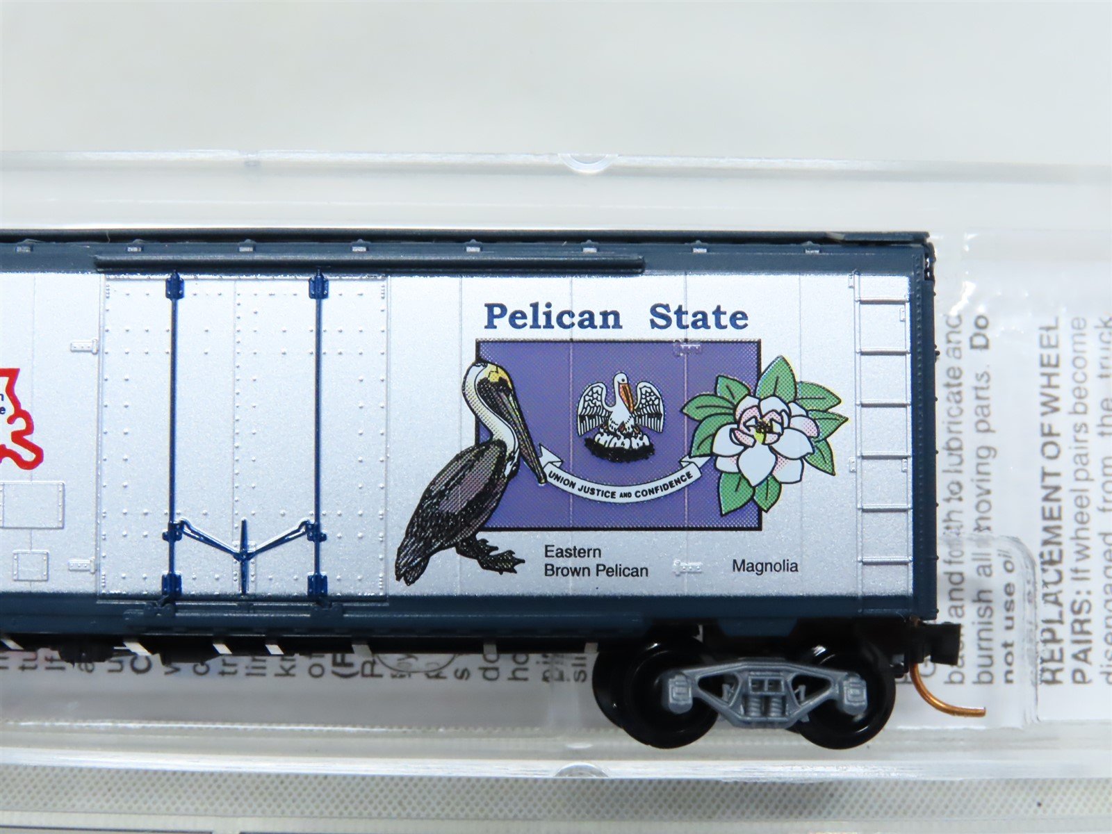 N Scale Micro-Trains MTL 21385 LA Louisiana State 40' Plug Door Box Car #1812