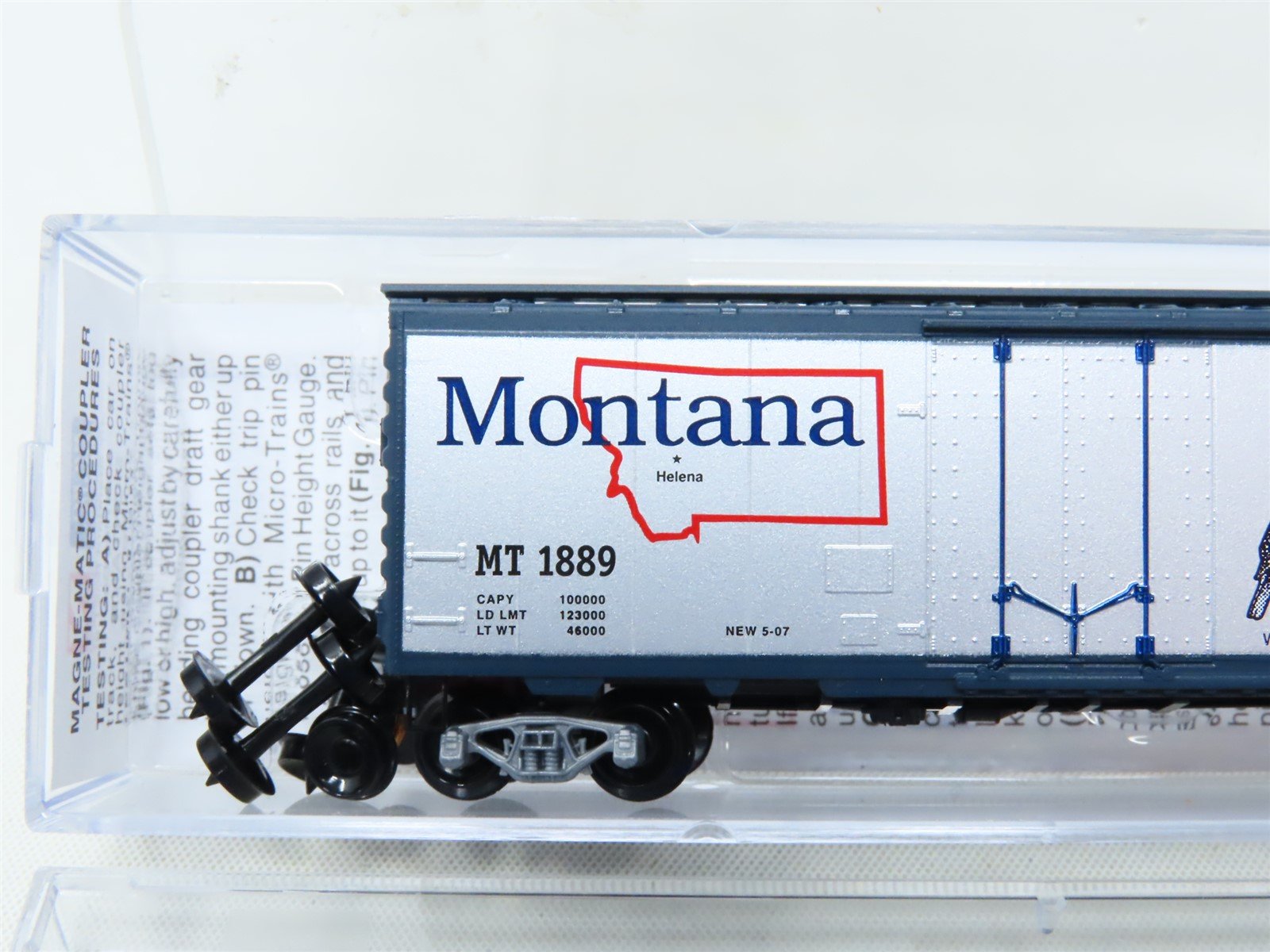 N Scale Micro-Trains MTL 02100413 MT Montana State 40' Plug Door Box Car #1889