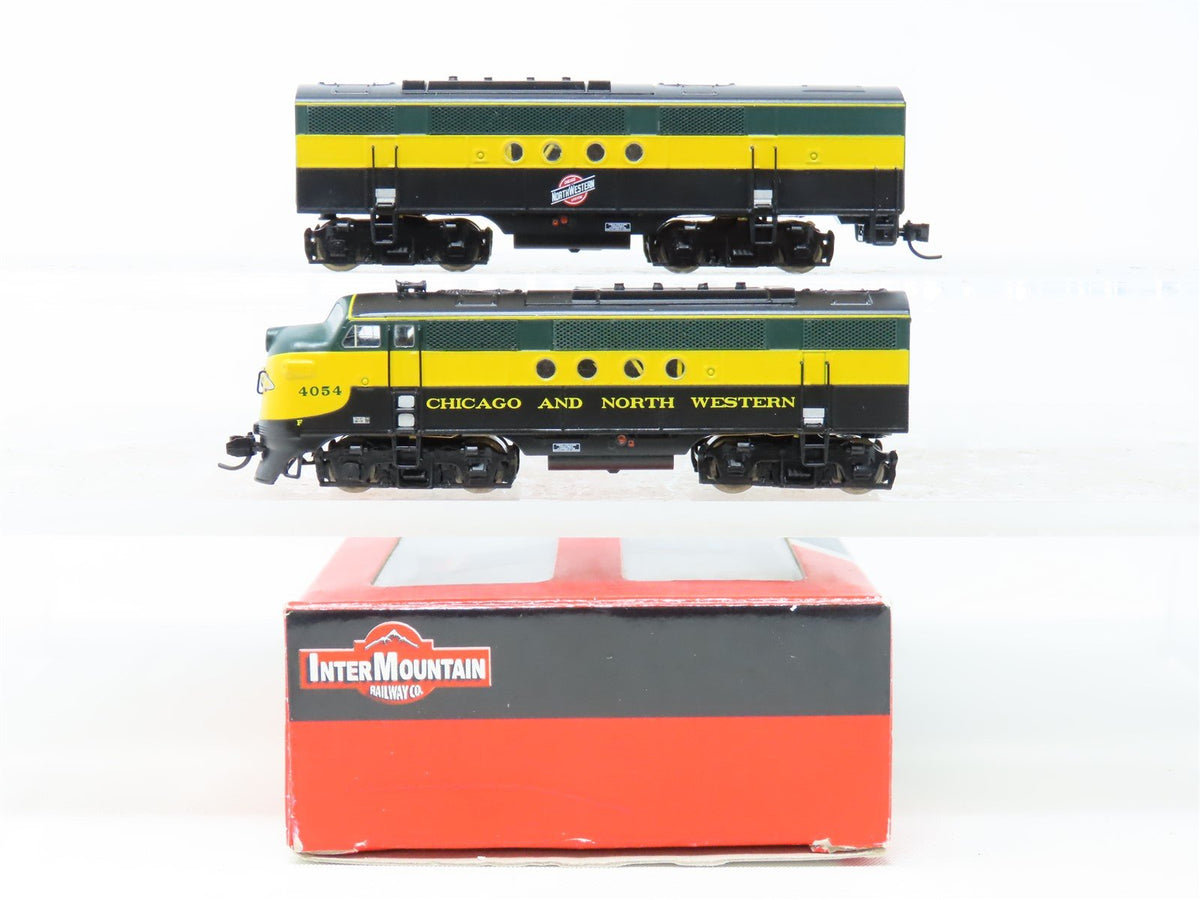 N InterMountain 69009-04 CNW Chicago &amp; North Western EMD FTA/B Diesel Set #4054