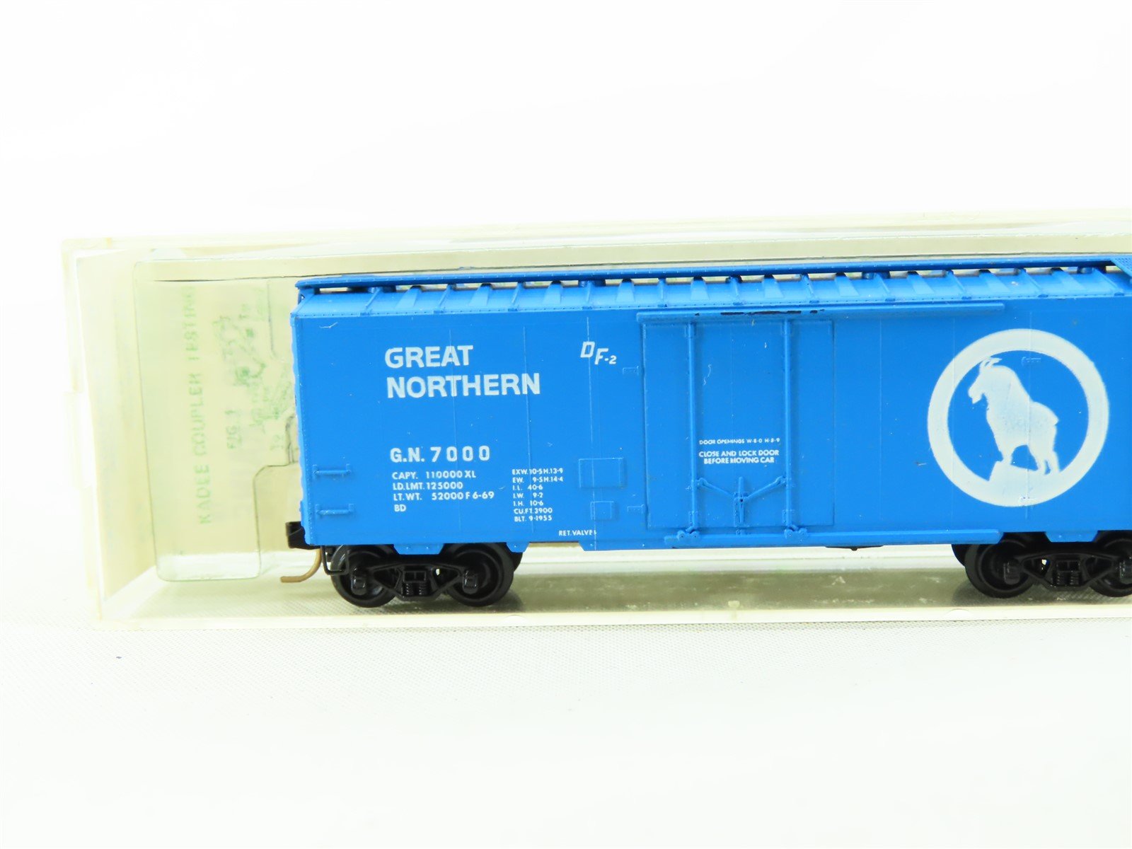 N Micro-Trains MTL/Kadee 21190 GN Big Sky Blue 40' Boxcar #7000 - Blue Label