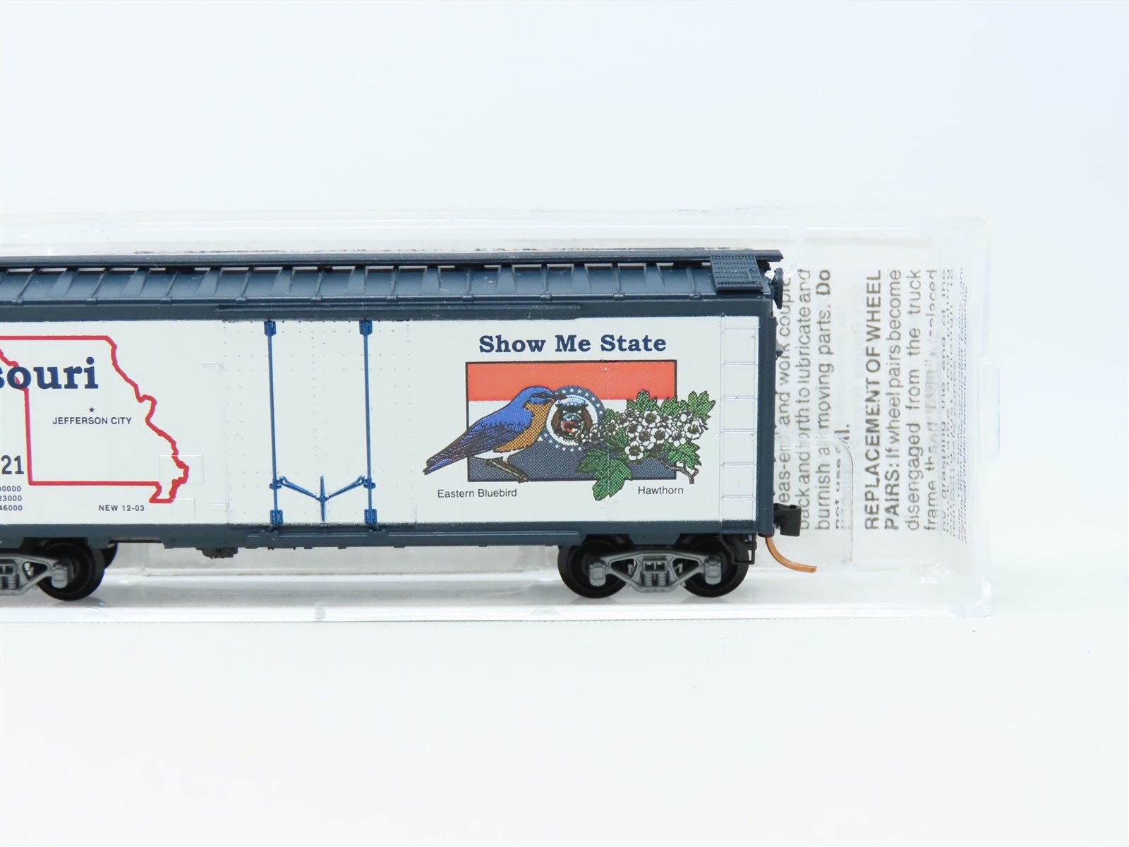 N Scale Micro-Trains MTL 21373 MO Missouri State 40' Plug Door Box Car #1821