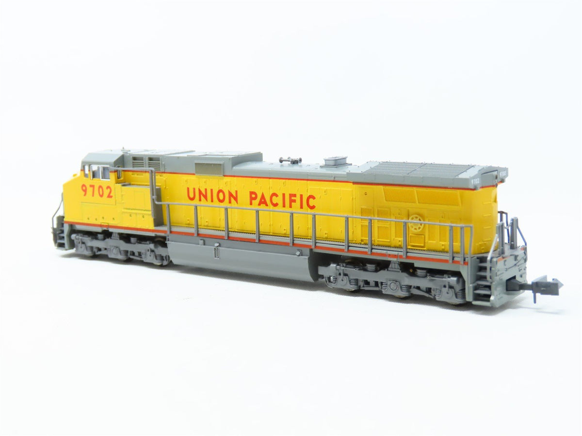 N Scale KATO 176-3304 UP Union Pacific GE C44-9W &quot;Dash 9&quot; Diesel Locomotive #970