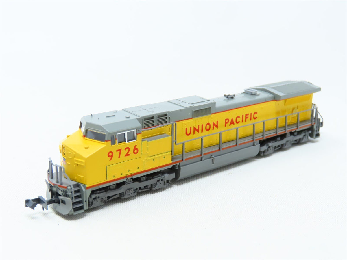 N Scale KATO 176-3305 UP Union Pacific GE C44-9W &quot;Dash 9&quot; Diesel Locomotive #972