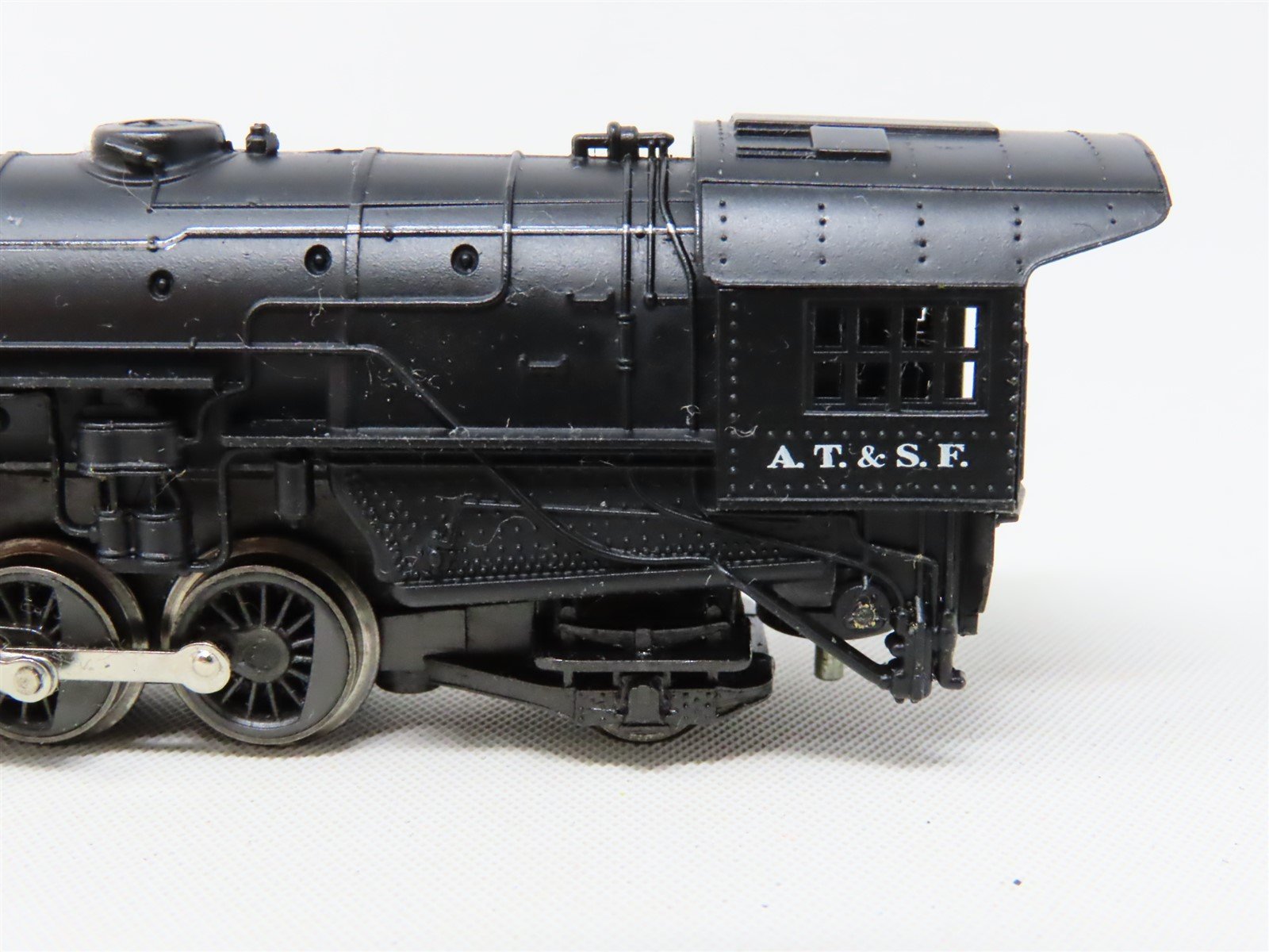 N Scale Rivarossi 0003-028209 ATF Santa Fe 2-8-2 Mikado Steam Loco #31 -  Model Train Market