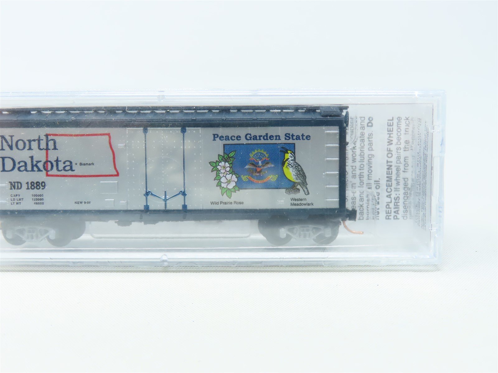 N Scale Micro-Trains MTL 02100405 ND North Dakota State 40' Box Car #1889 Sealed