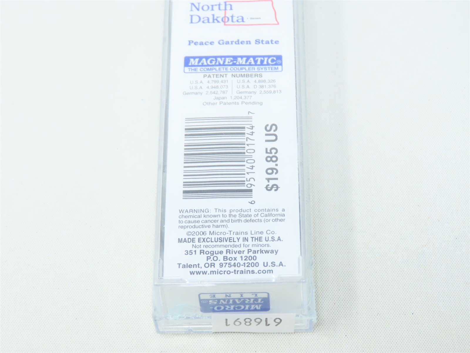 N Scale Micro-Trains MTL 02100405 ND North Dakota State 40' Box Car #1889 Sealed