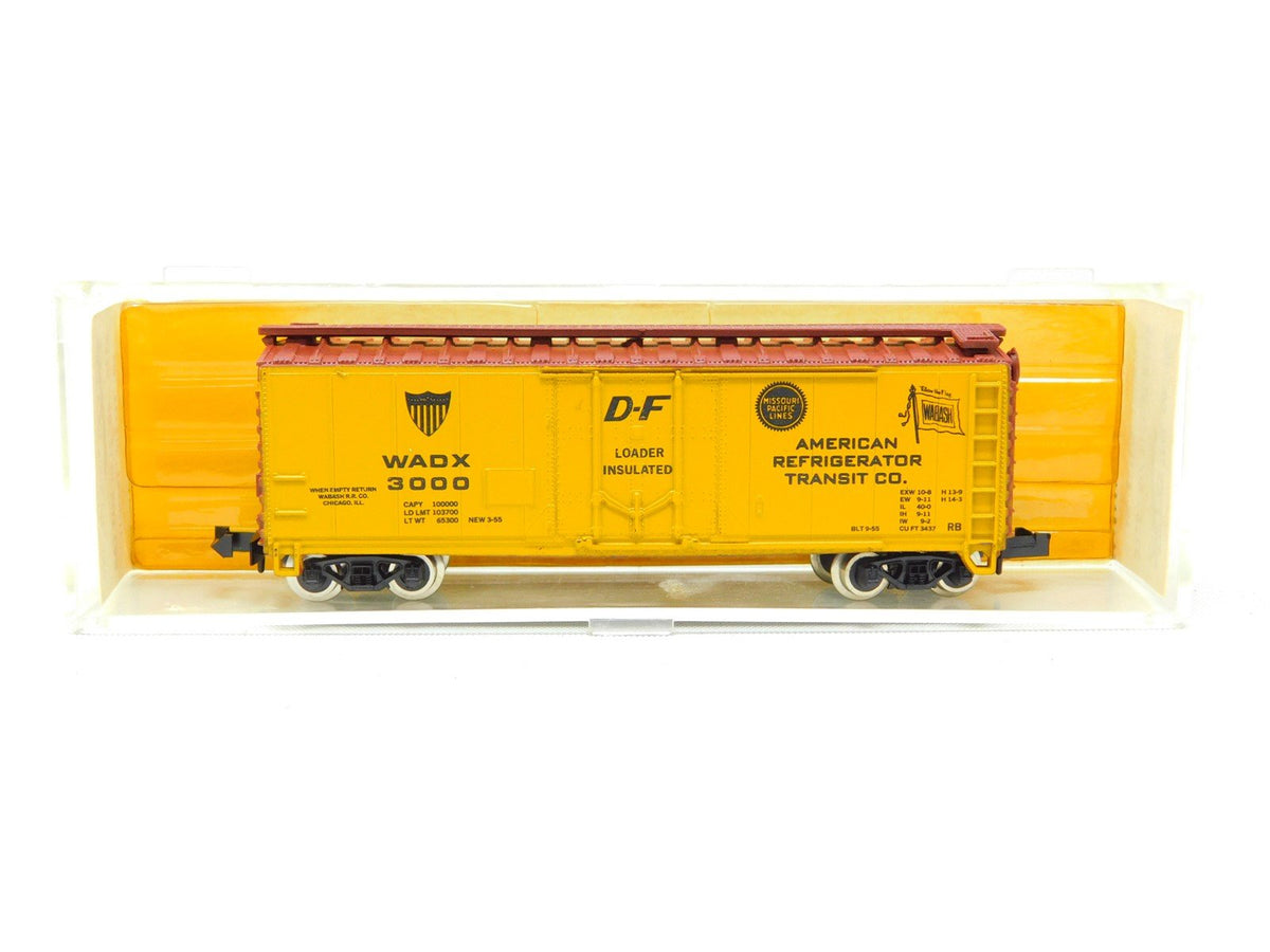 N Scale Atlas 3326 WADX American Refrigerator Transit 40&#39; Box Car #3000