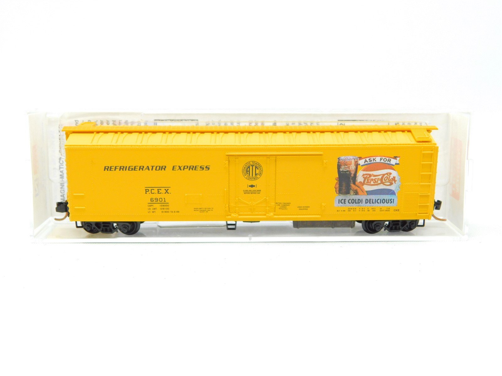 N Scale Micro-Trains MTL 69090 PCEX Pepsi-Cola Mechanical Reefer #6901