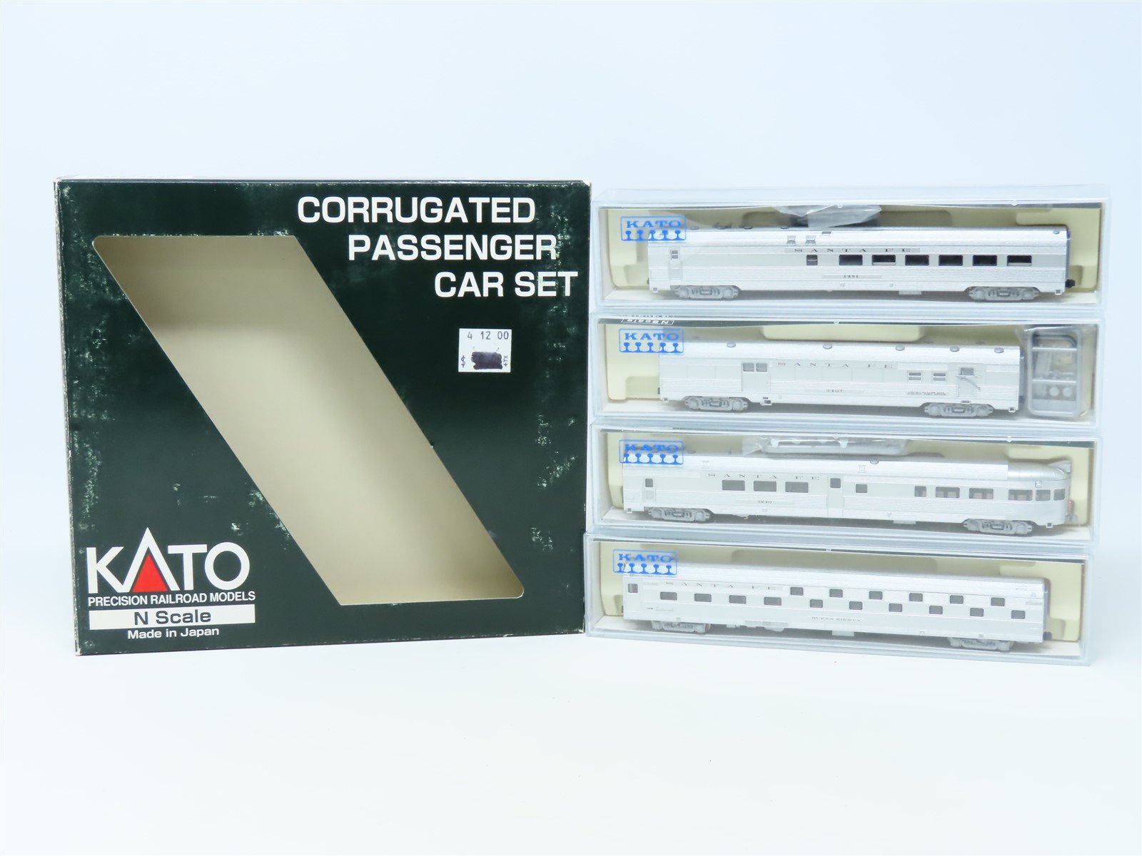 N Scale Kato #106-1502 ATSF Santa Fe 4-Car Corrugated Passenger Set A