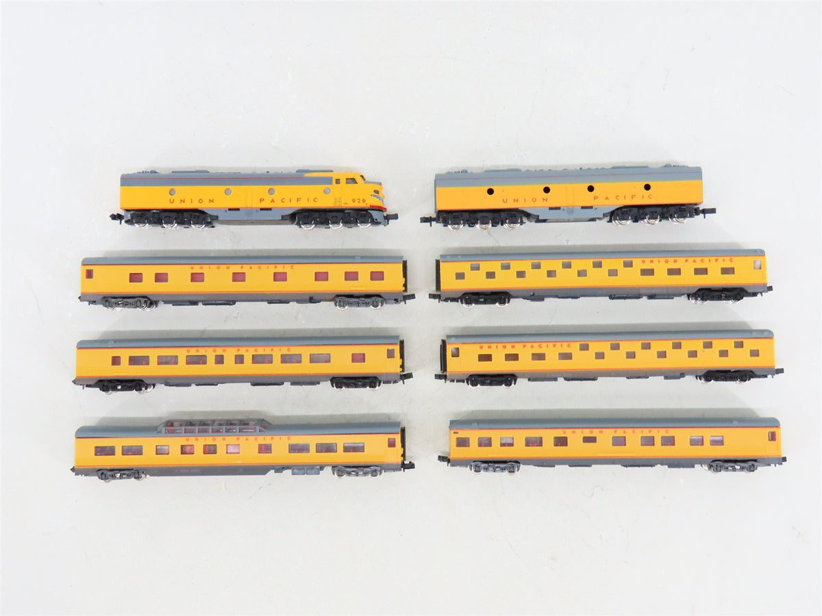 N Scale Con-Cor 0001-004301 UP Union Pacific KATO E8 A/B Diesel / Passenger Set