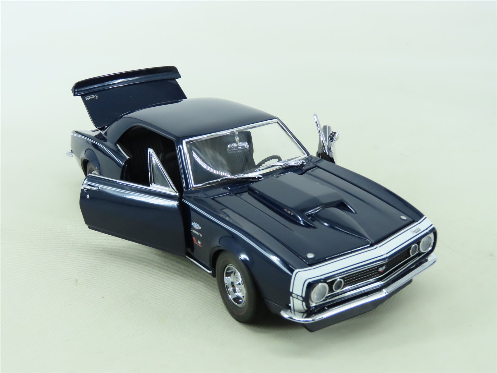 1:18 Scale Exact Detail Supercar Collectibles 206SS 1967 Yenko SS 