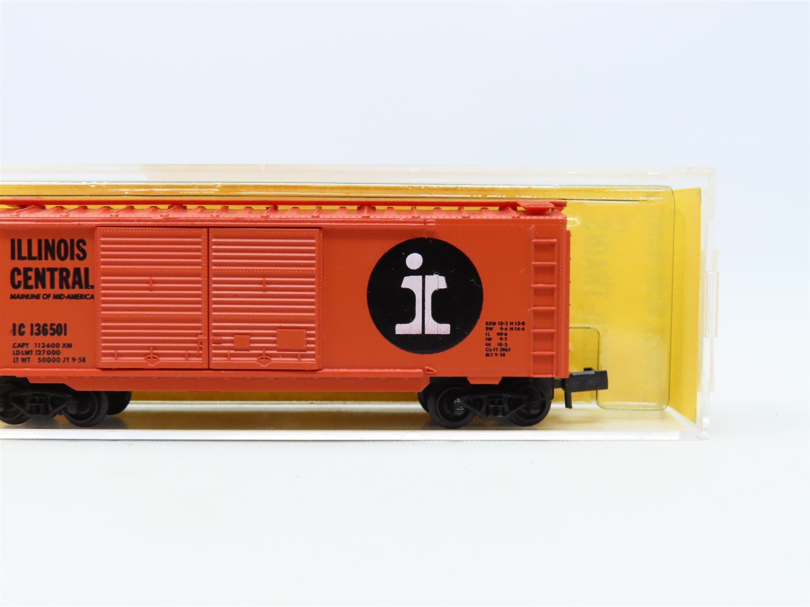 N Kadee Micro-Trains MTL 23398 IC Illinois Central Box Car #136501 - Blue Label