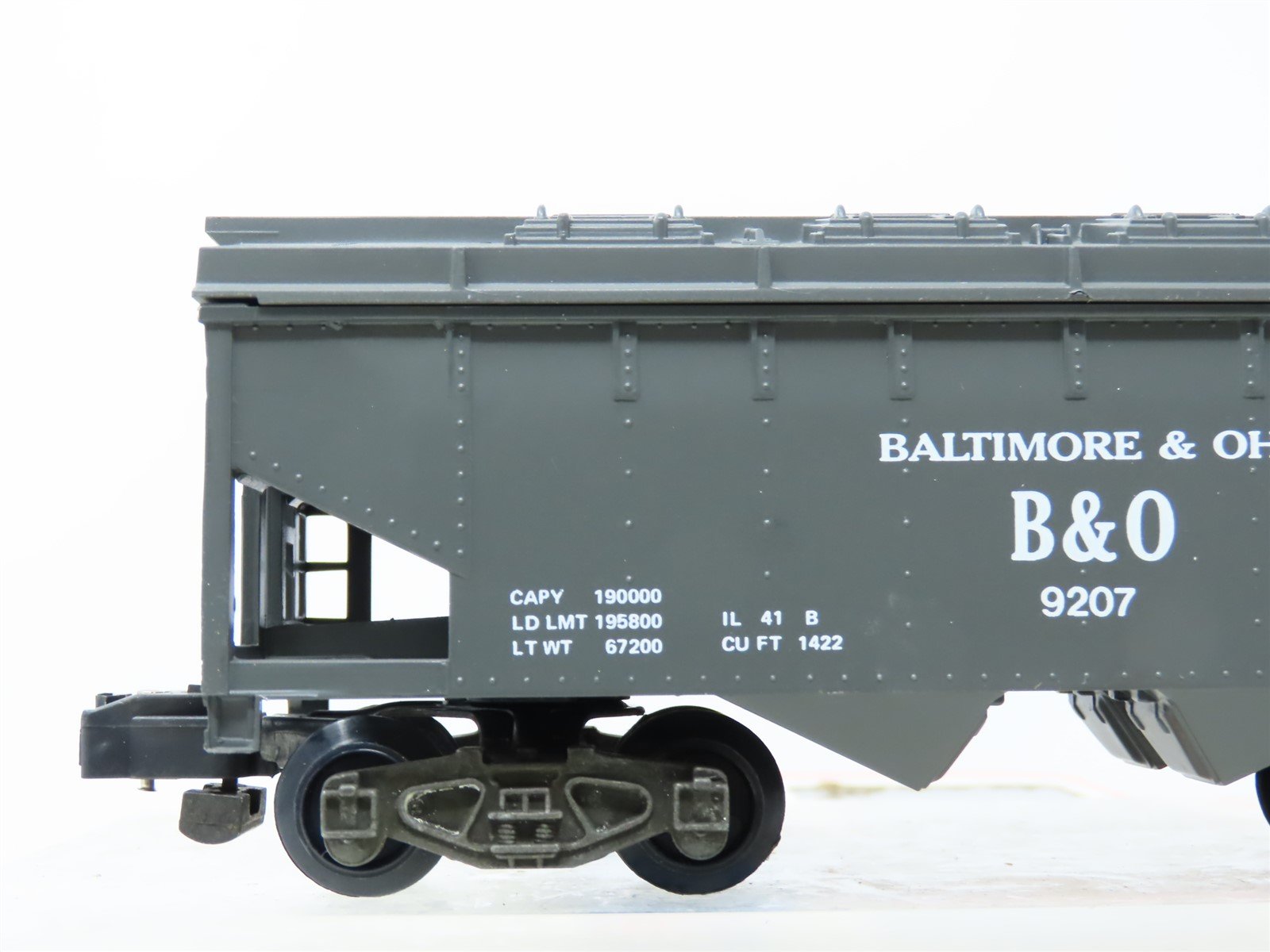 S Scale American Flyer 6-9207 B&O Baltimore & Ohio 2-Bay Covered Hopper #9207
