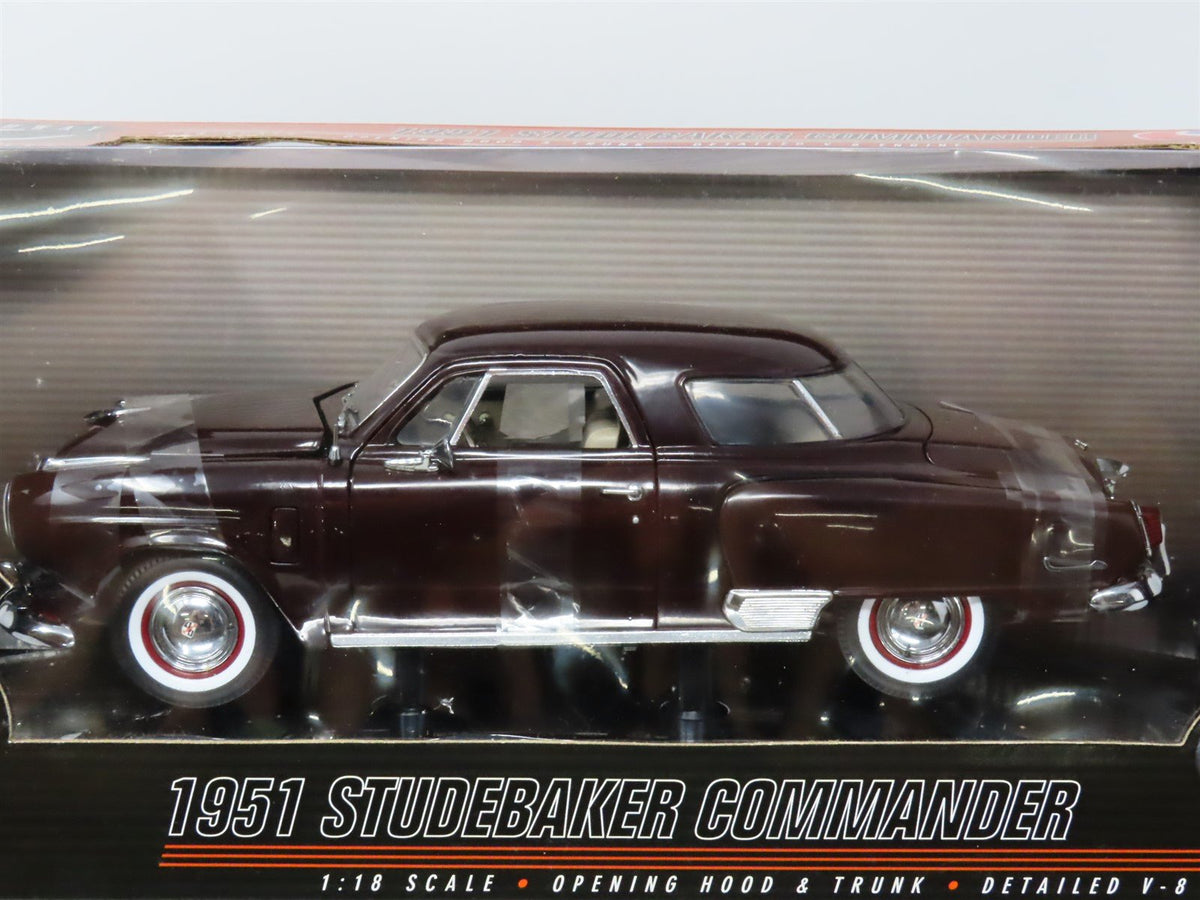 1:18 Scale Highway 61 50115 1951 Studebaker Commander