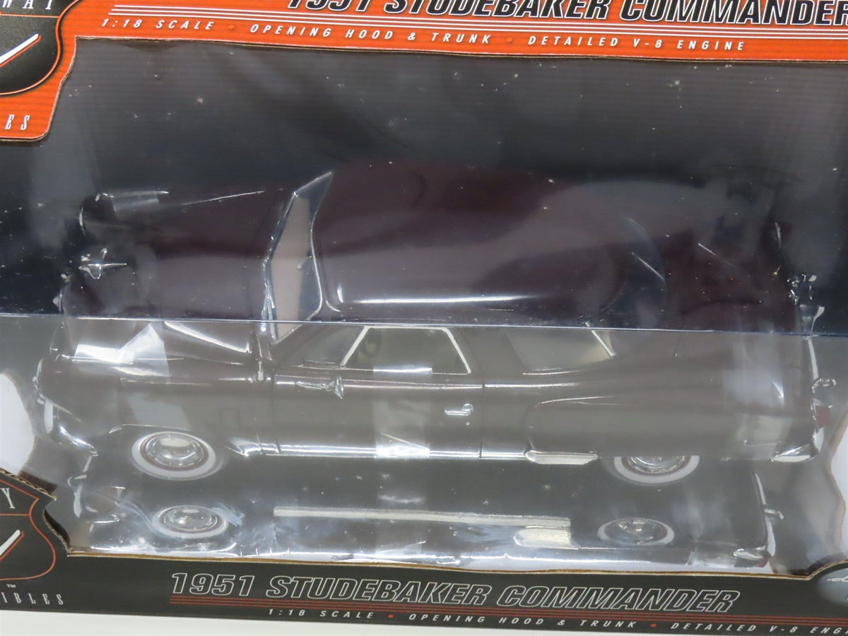 1:18 Scale Highway 61 50115 1951 Studebaker Commander