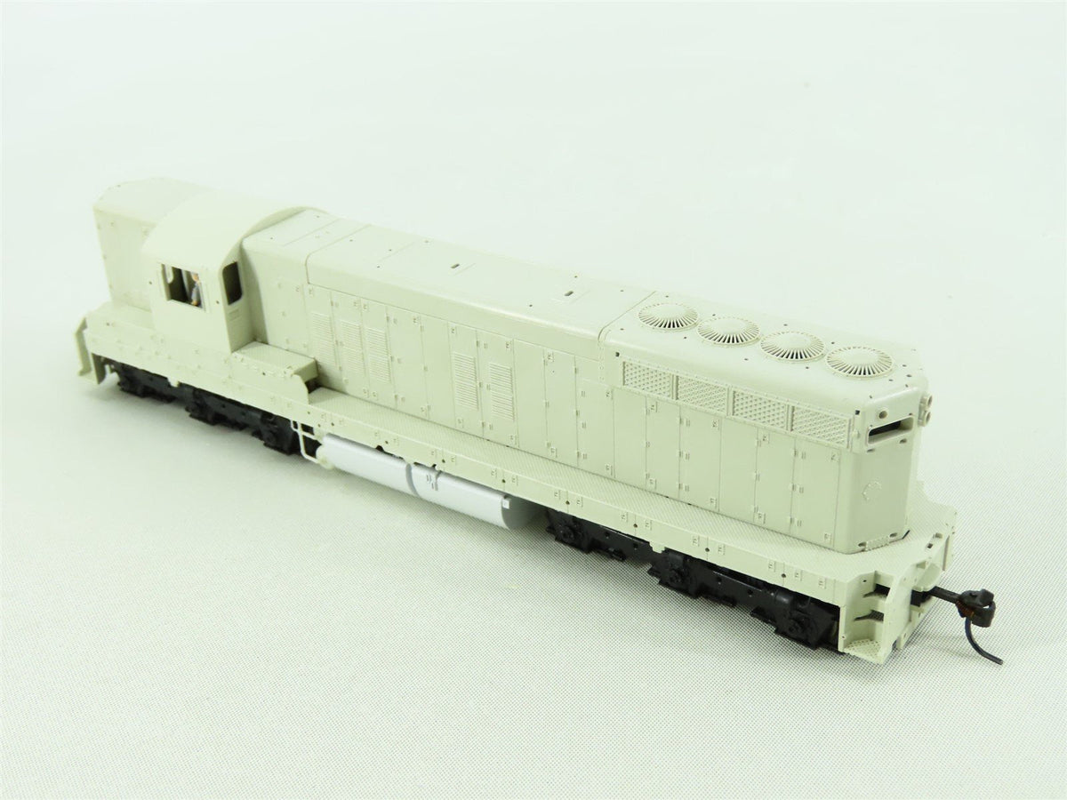 HO Scale Broadway Limited BLI 2419 Undecorated EMD SD9 Diesel - Paragon2