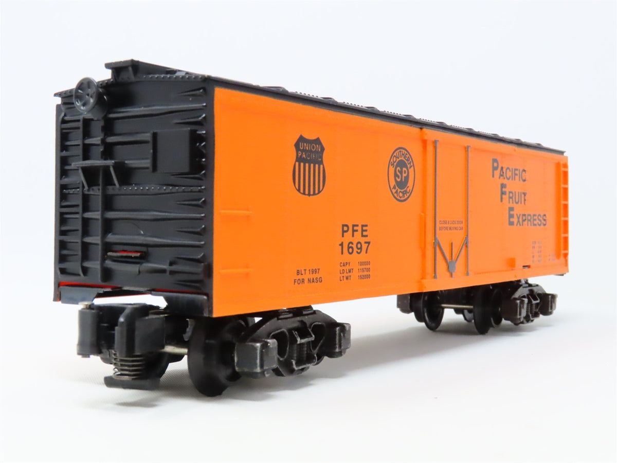 S Scale American Flyer 6-48205 PFE Pacific Fruit Express Reefer Car #1697