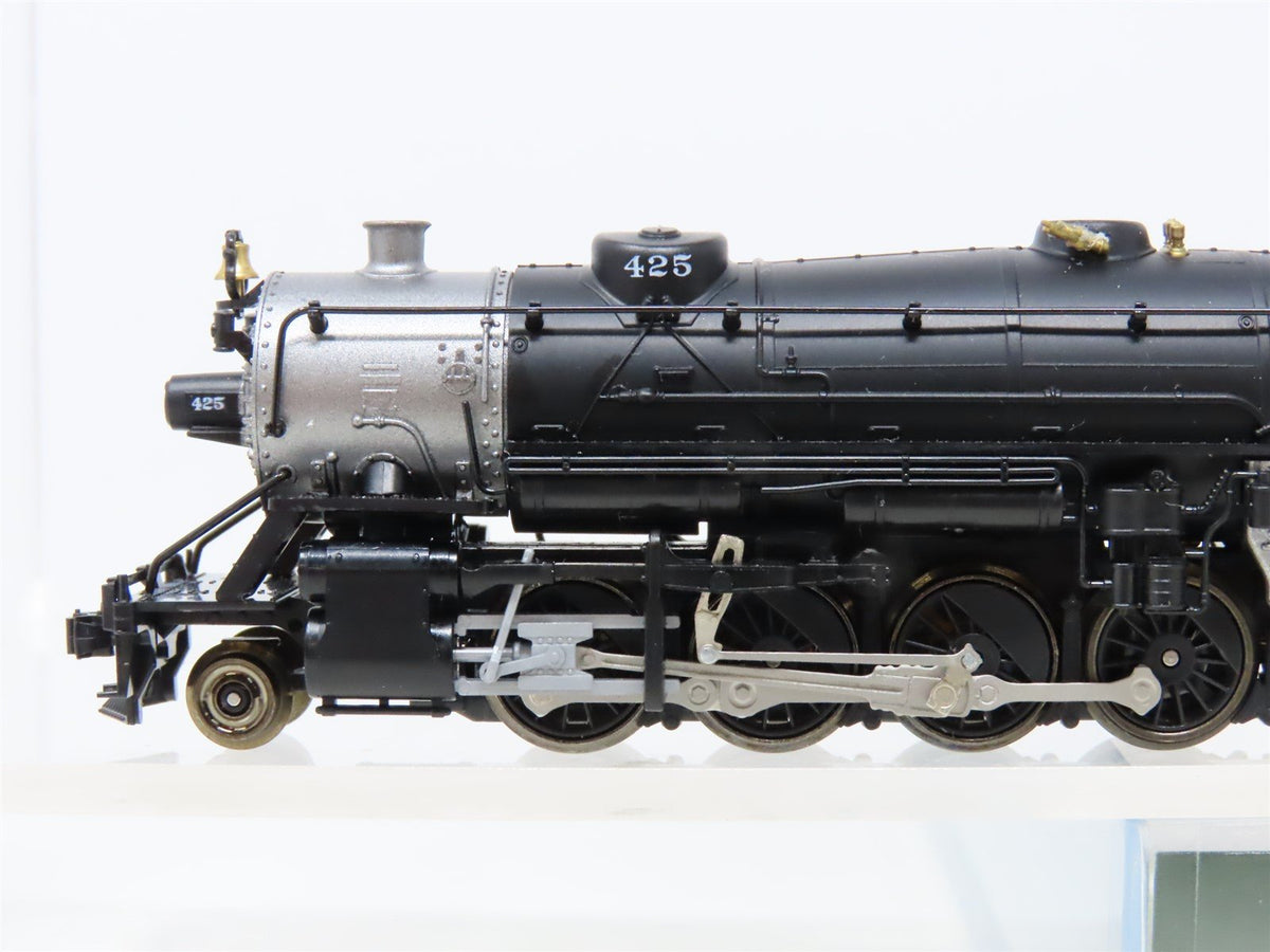 N Scale KATO 126-0203 C&amp;NW Chicago &amp; Northwestern 2-8-2 Steam Locomotive #425