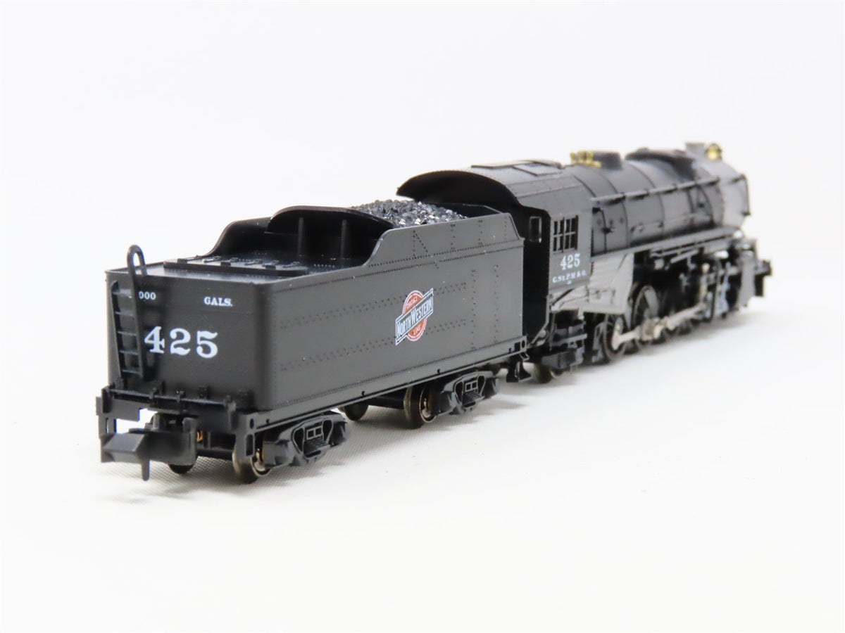 N Scale KATO 126-0203 C&amp;NW Chicago &amp; Northwestern 2-8-2 Steam Locomotive #425