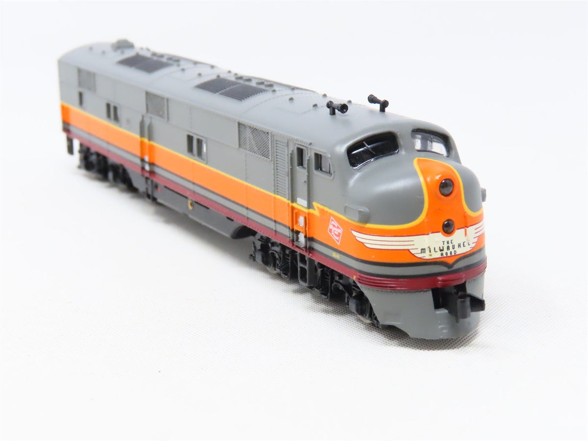 N Scale Life-Like 7038 MILW Milwaukee Road EMD E7A Diesel Locomotive #18A