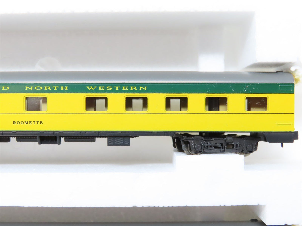 N Scale Rivarossi 0574 CNW Chicago &amp; Northwestern 3-Car Passenger Set