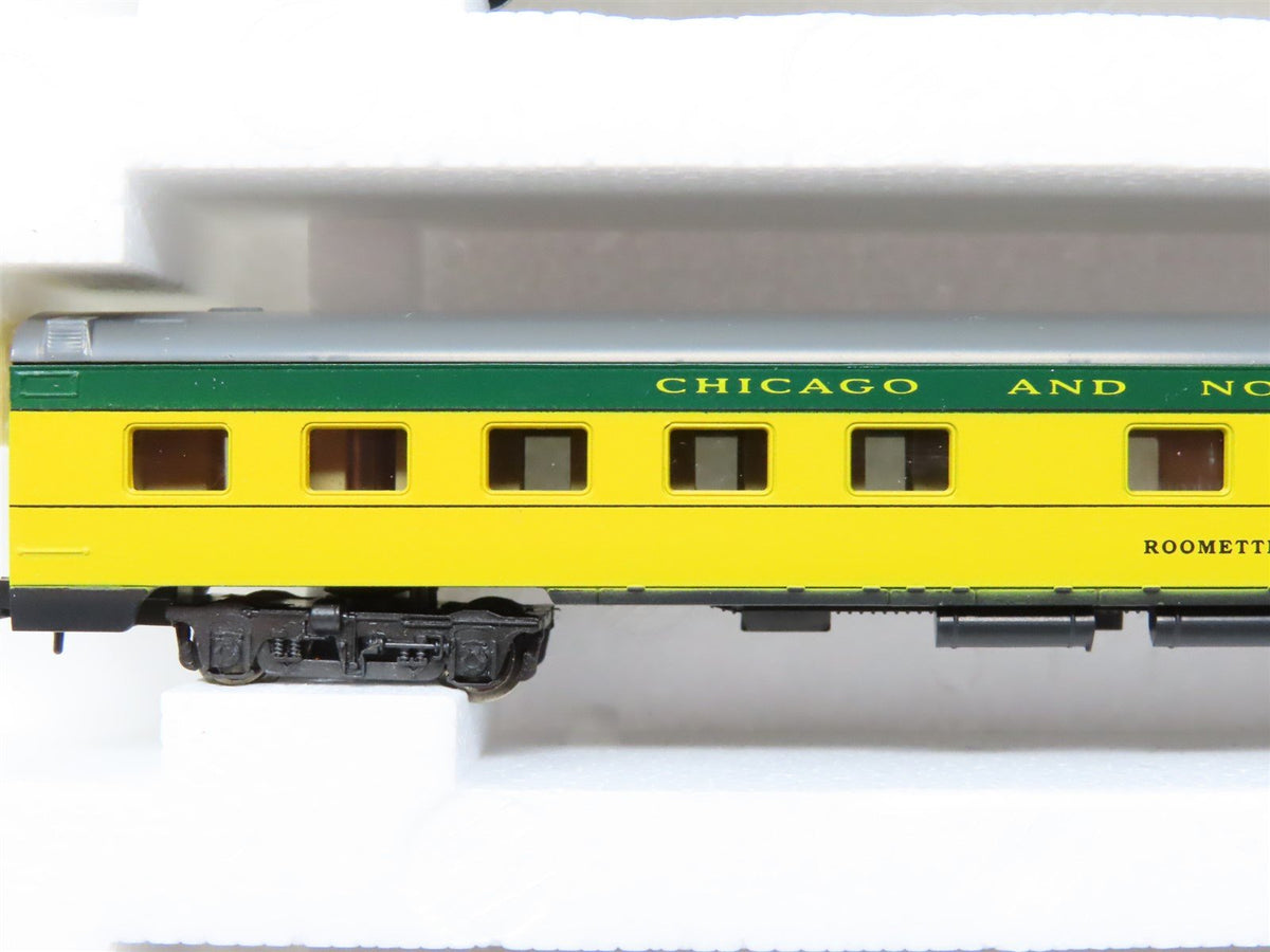 N Scale Rivarossi 0574 CNW Chicago &amp; Northwestern 3-Car Passenger Set