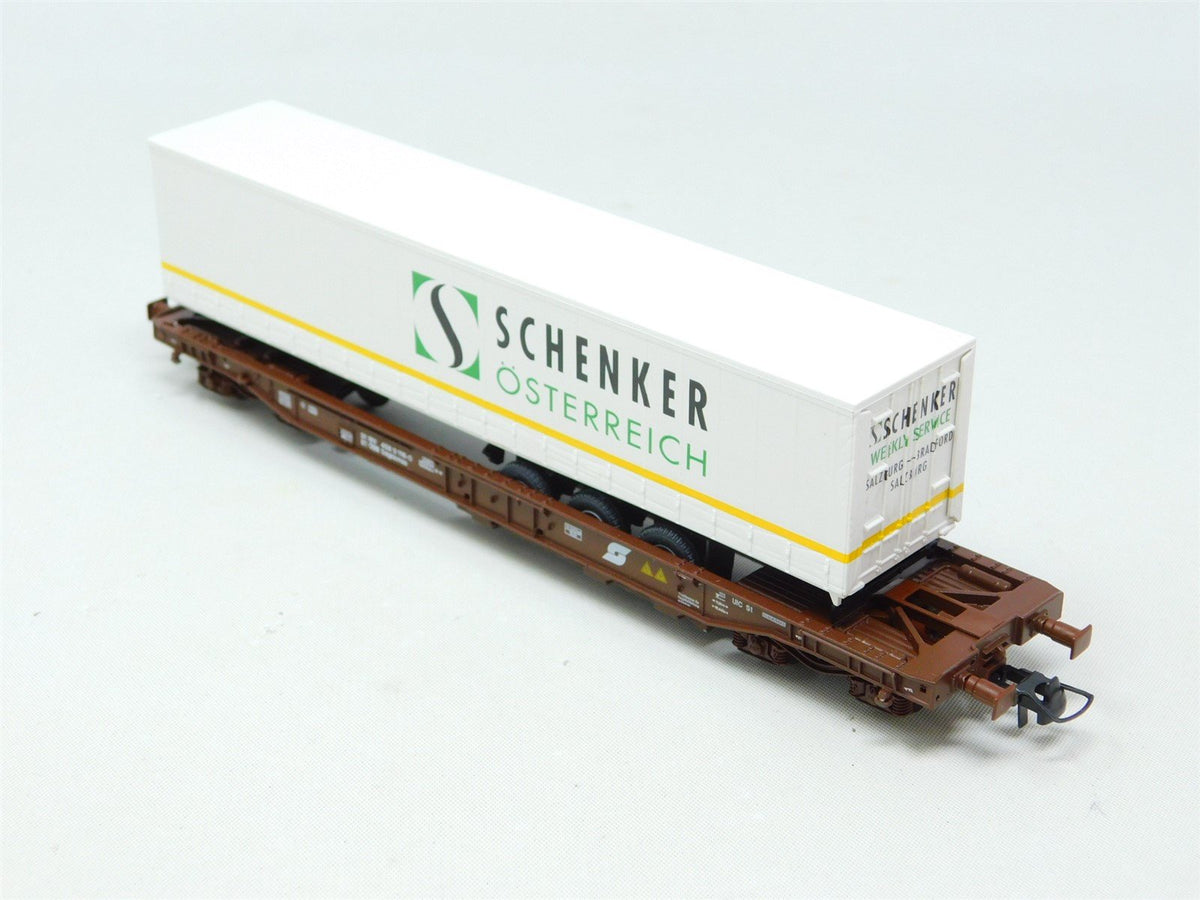 HO Scale Roco 47018 OBB Austrian Well Flat Car #116-0 w/Schenker Trailer