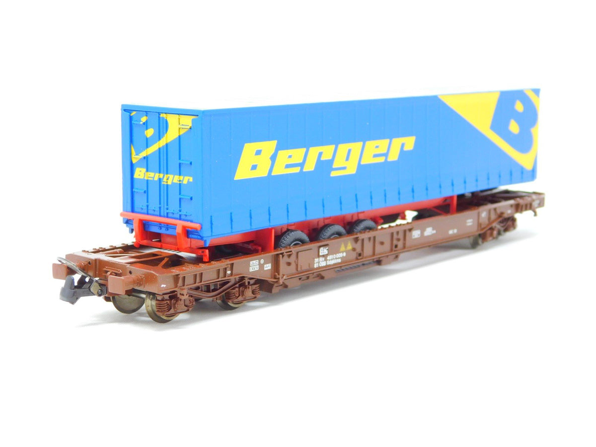 HO Scale Roco 47023 OBB Austrian Well Flat Car #005-9 w/Berger Trailer