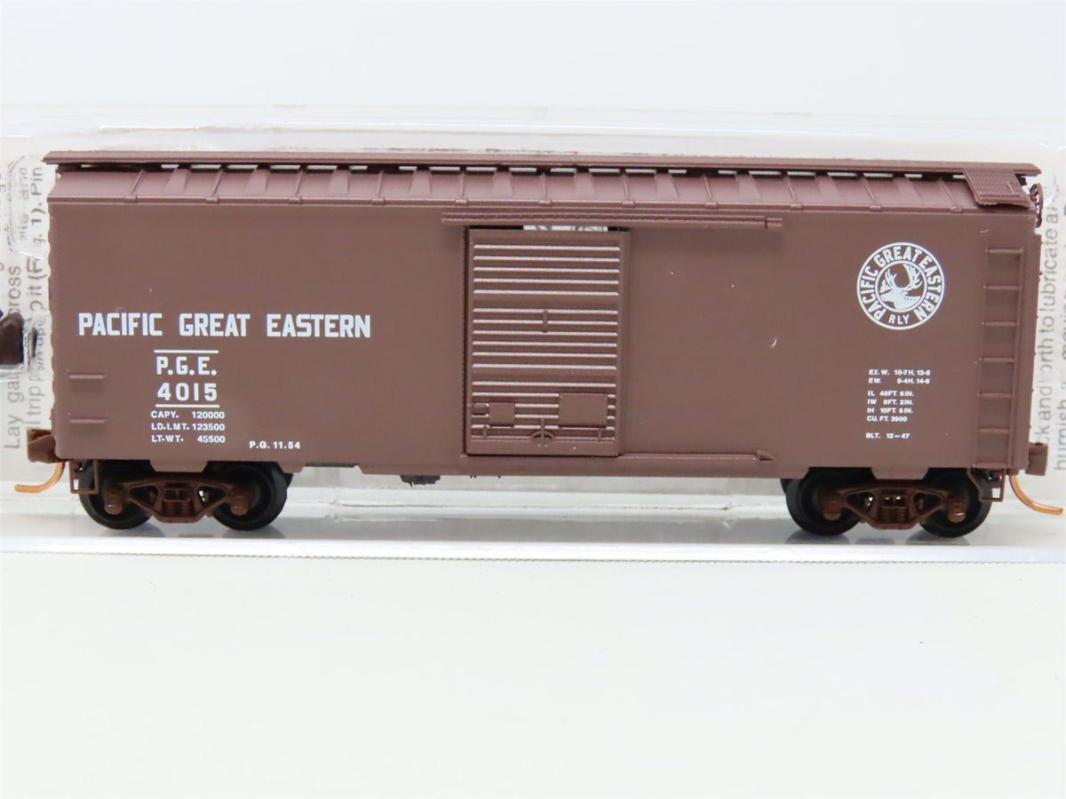 N Scale Micro-Trains MTL 20970 PGE Pacific Great Eastern 40&#39; Box Car #4015