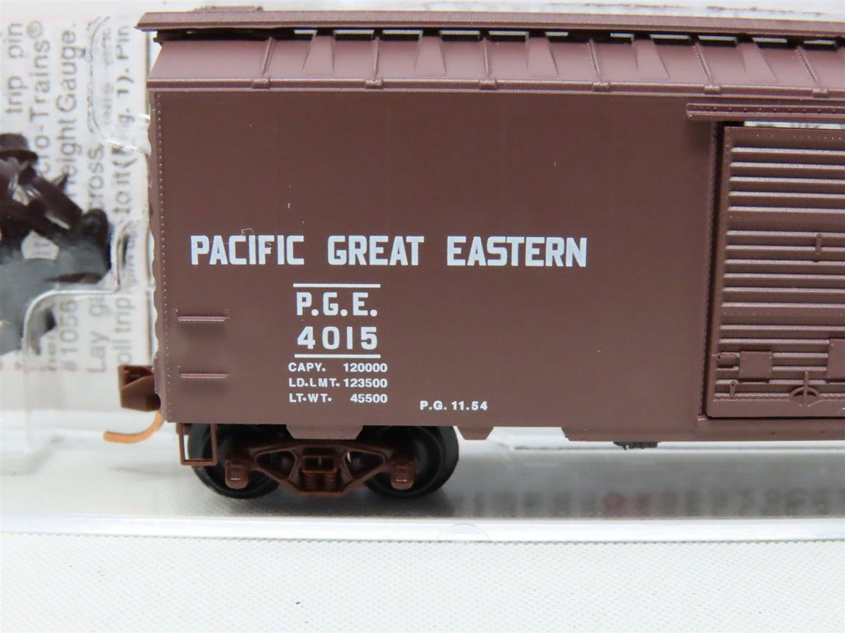 N Scale Micro-Trains MTL 20970 PGE Pacific Great Eastern 40&#39; Box Car #4015
