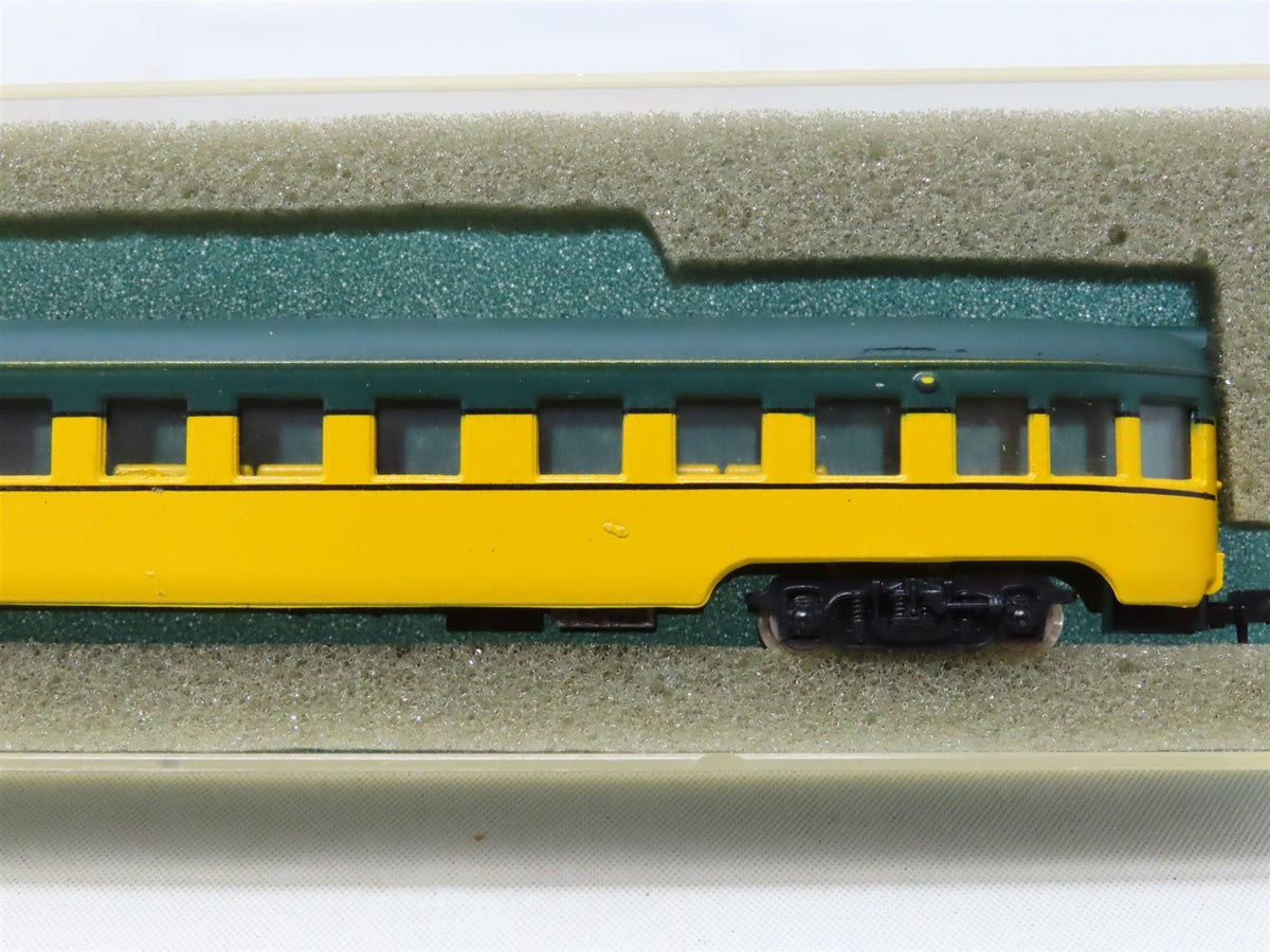 N Scale Con-Cor 4041-T CNW Chicago North Western Observation Passenger Car