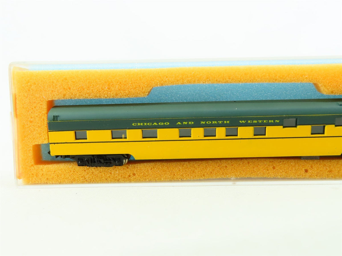 N Scale Con-Cor 4011T CNW Chicago &amp; Northwestern Pullman Passenger Car