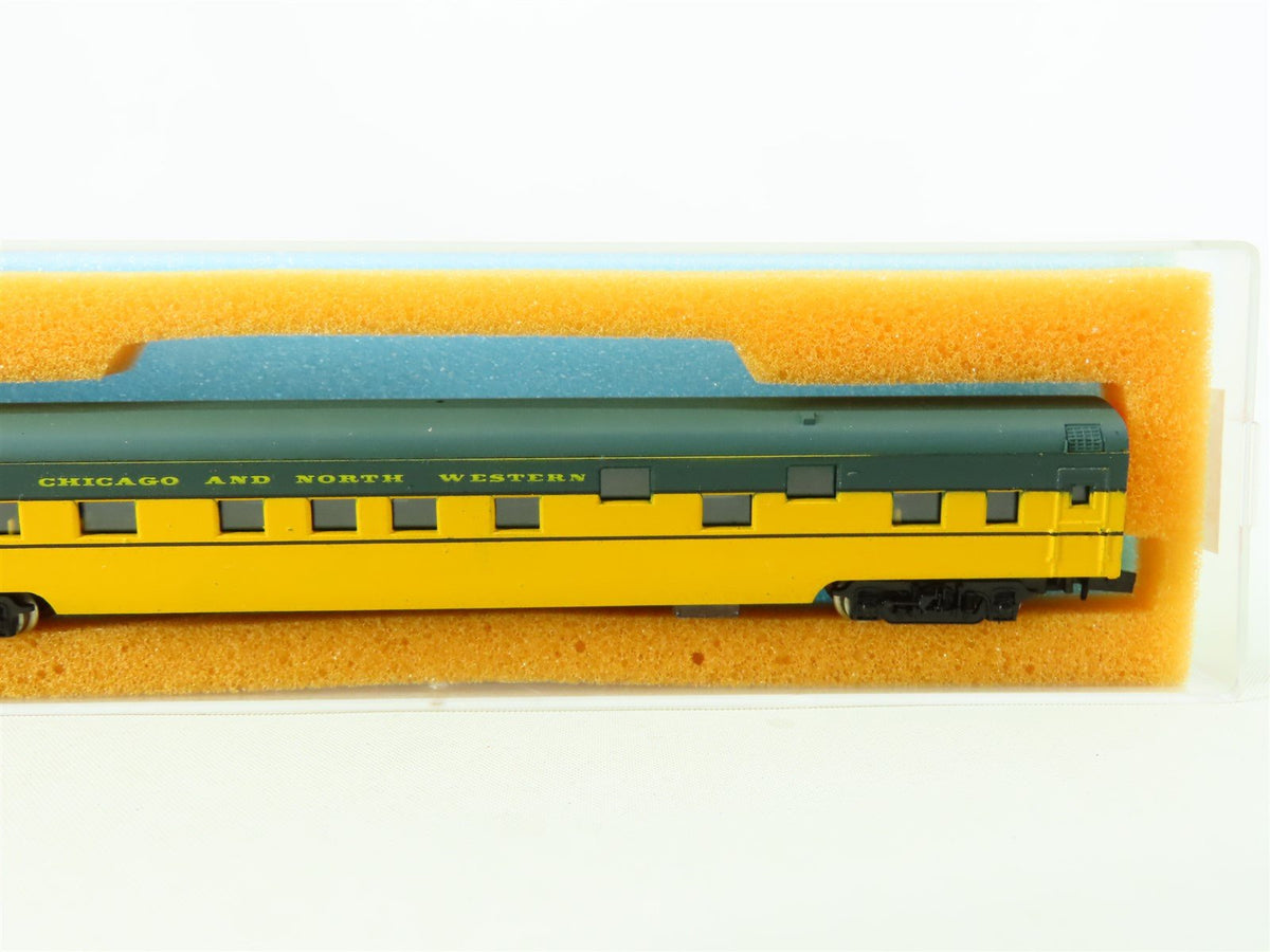 N Scale Con-Cor 4011T CNW Chicago &amp; Northwestern Pullman Passenger Car